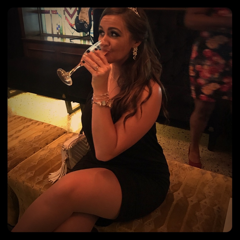 Meet your Posher, Laurel